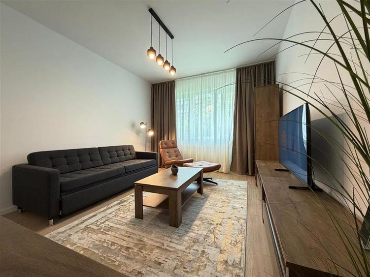 Apartament 2 camere, de inchiriat, langa AFI Mall, in Centrul Civic