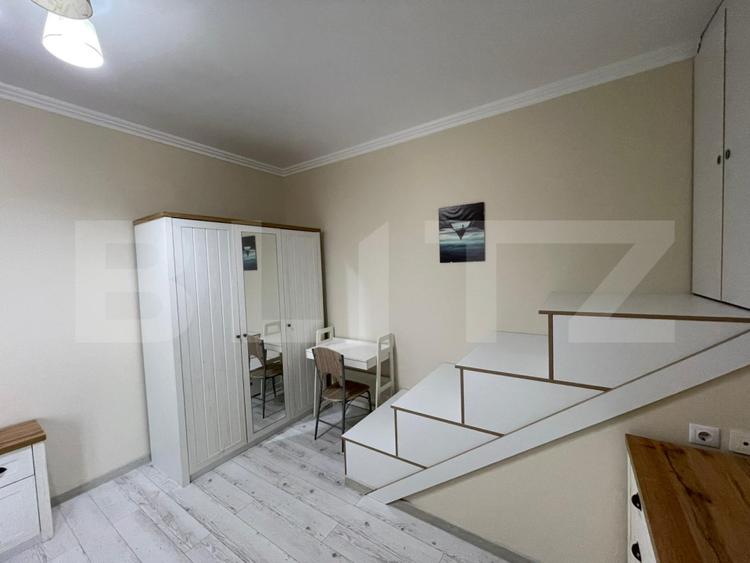 Apartament 3 camere, 65 mp, scară interioară și curte - Ciuperca 1 Mai