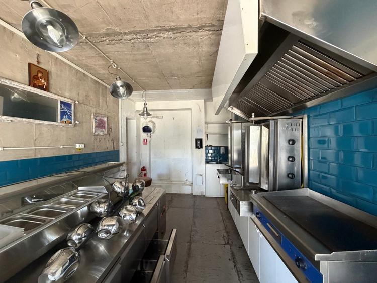 Spațiu comercial 35 mp, terasă generoasă, investiție, Craiovița Nouă