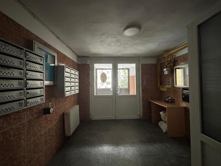 Diham 2 Camere 45 Mp Bloc 1977 Reabilitat 13 Min Metrou