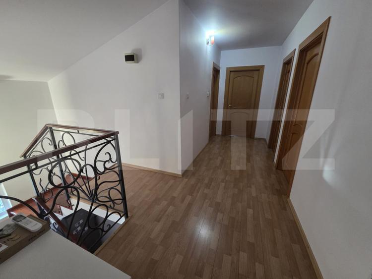Vilă  226 mp utili, curte 277 mp, zona Micro 3