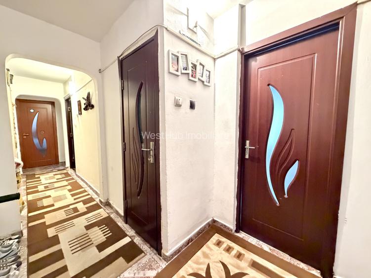 Apartament, 3 camere, 66 mp utili, parter - zona Lunei - 7