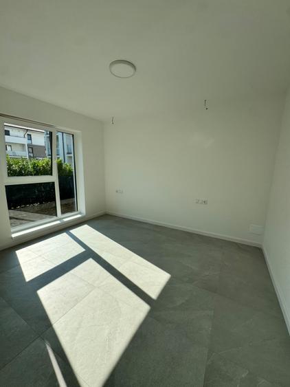 Apartament 3 camere, 48.10 mp, zona Independentei