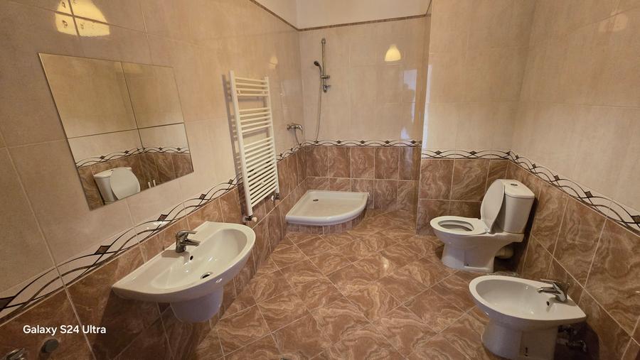 Apartament 3 camere | 226,84 mp total | Două terase | DN1 – Săftica