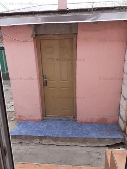 Casa 1 camere caramida, zona Centrala, teren=100 mp indiviziune