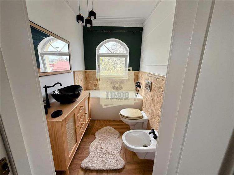 Casa mobilata 191 mpu 5 camere 3 bai cu teren 800 mp