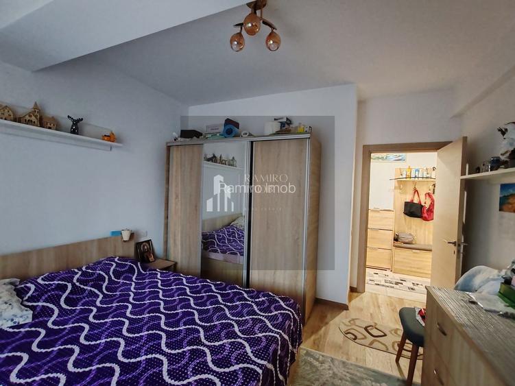 Apartament 2 camere, Sector 5, Pecineaga/Salaj, decomandat, centrala - 4