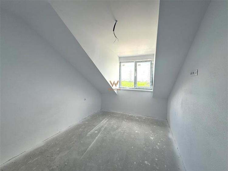 Apartament de vanzare 4 camere etaj 3/3 - 76 mp + 8 balcon- zona Turnisor