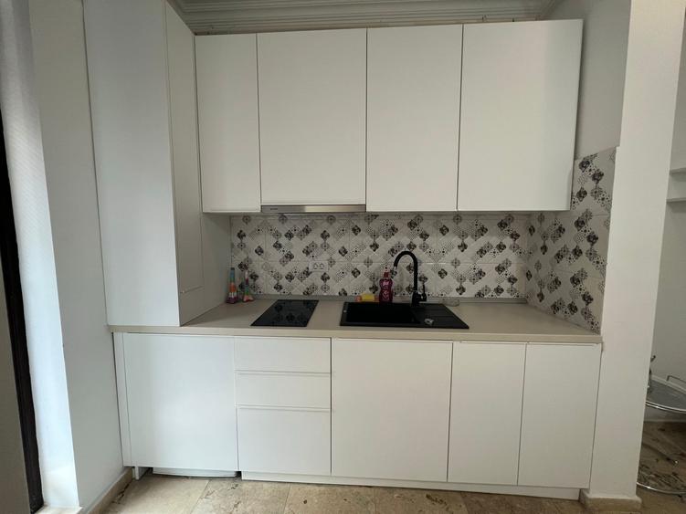 Garsonieră de închiriat în Mamaia Solid Residence 300 euro