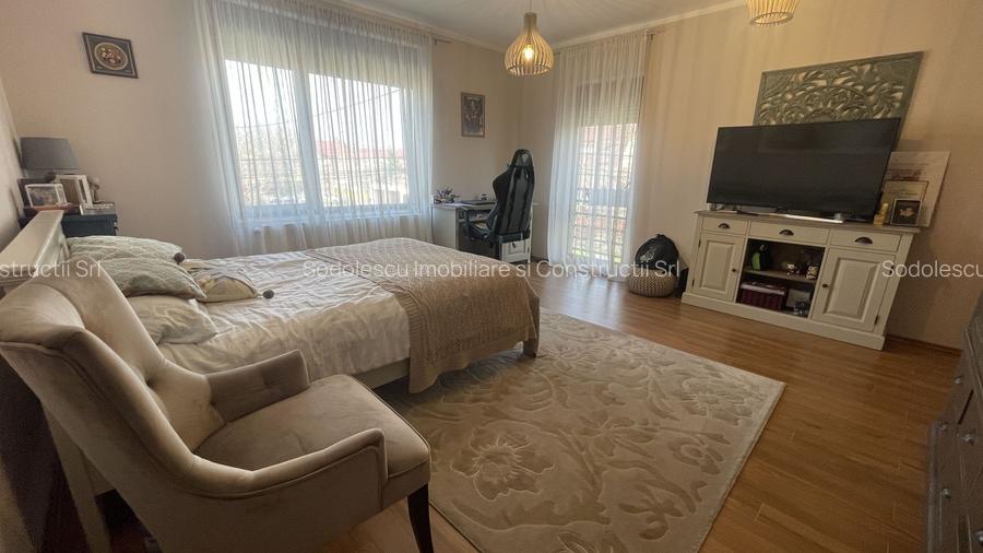Casa eleganta si luminoasa, situata in zona de case - Mehala - 36