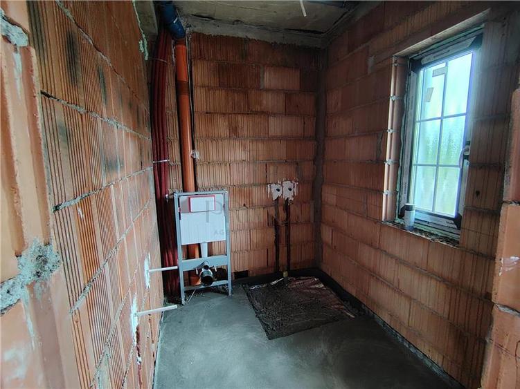 NOU PE PIATA - Duplex PREMIUM - Langa asfalt