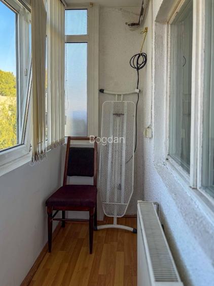 proprietar inchiriez apartament 3 camere Girocului