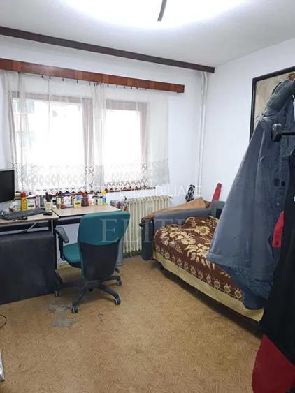 Apartament 3 camere în zona PIATA FLORA - 2