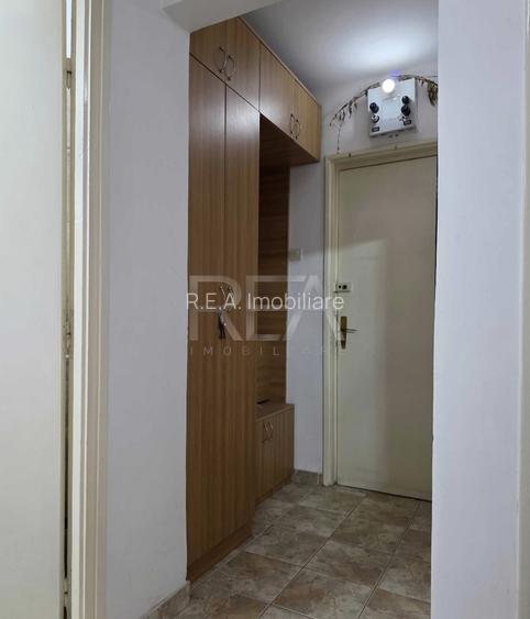 2 camere, 2/4, anvelopat, bloc tip P-Drumul Taberei - 5