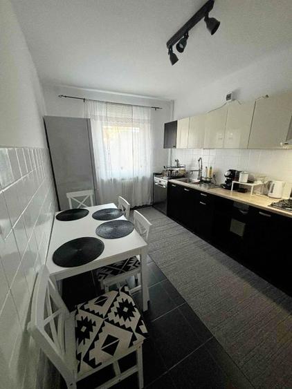 Inchiriez casa 5 camere in Timisoara