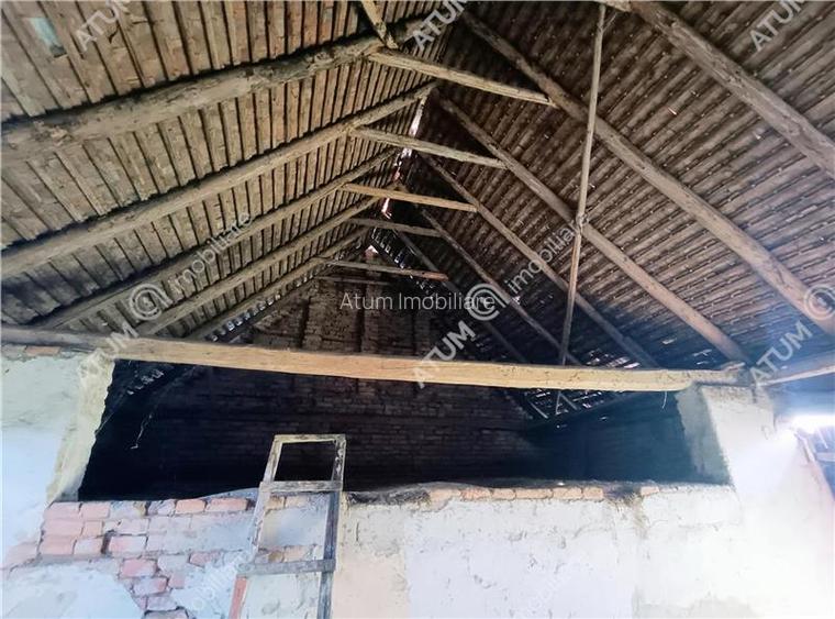 Casa cu 4 camere si 1650 mp teren la doar 30 km distanta de Sibiu - 34