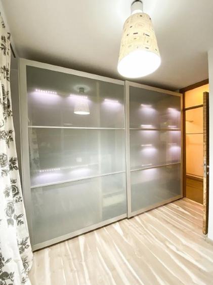 Apartament 3 camere Designer Camera de Comert