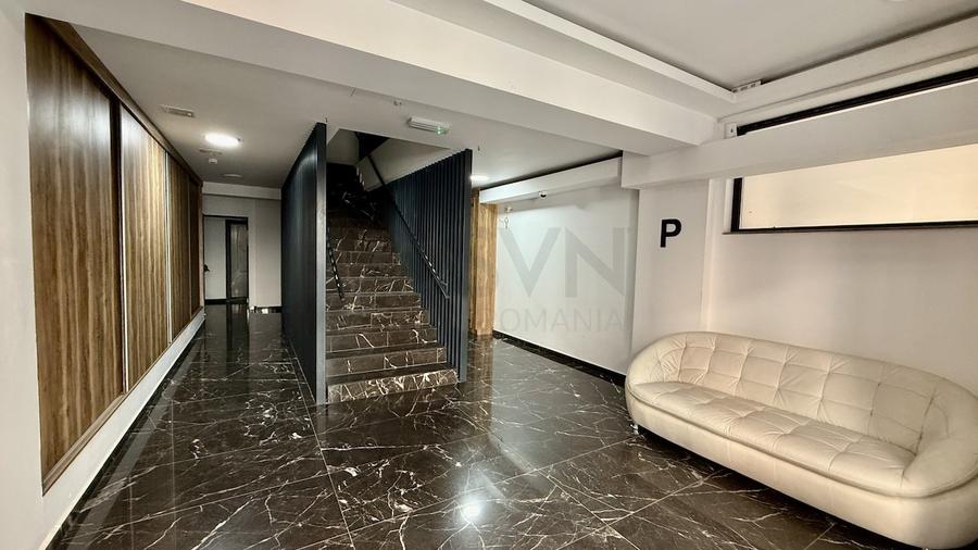 REA1028907 Apartament 180 mp l terasa 220 mp