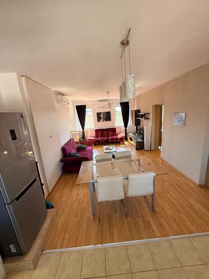 3 camere- 2 dormitoare| Zona Cetății| Centrală pe gaz| pet friendly