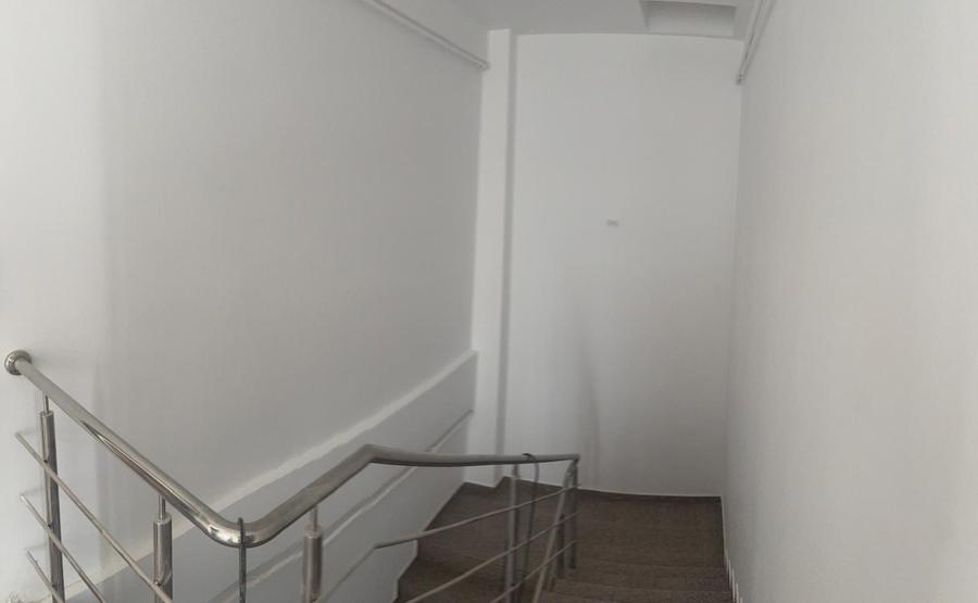 Apartament nou, 3 camere, zona Tractorul