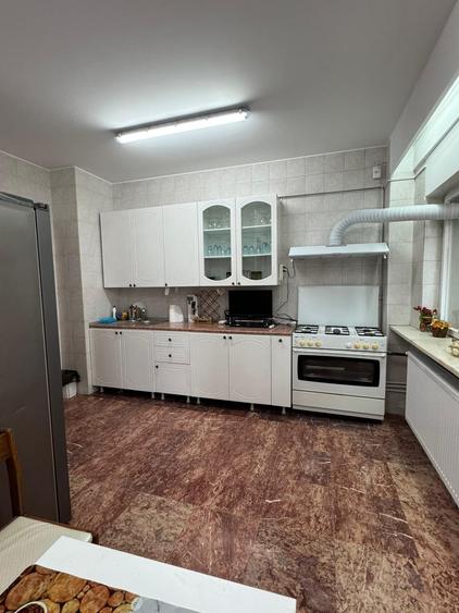 DUPLEX , 4 CAMERE, LOC PARCARE, CENTRALA PROPRIE, PIAȚA VICTORIEI – KISELEFF