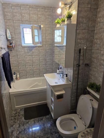 3 CAMERE, DAMBOVITA, PARTER