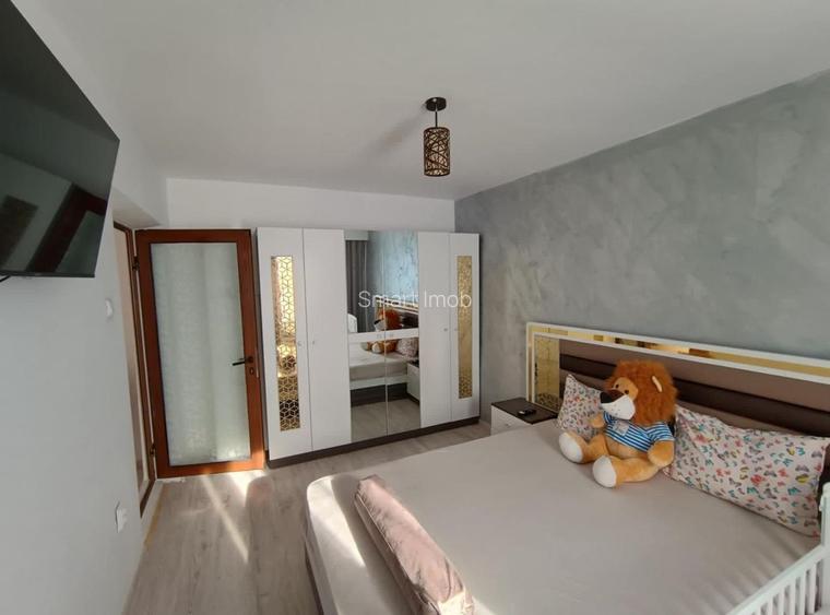 De vânzare apartament 3 camere Renovat Zona Vidin - 4