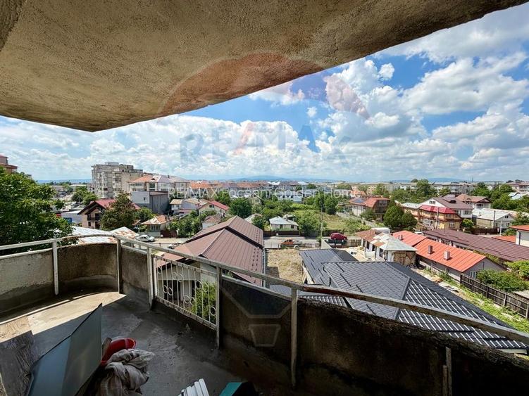 Apartament cu 3 camere de vânzare în zona Brailei - 5