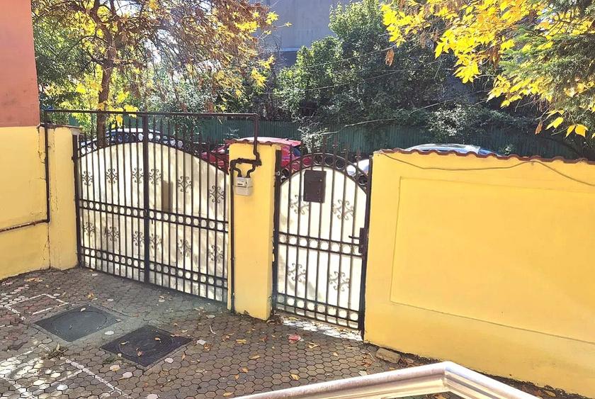 Vilă individuală spațioasă 5 camere | Bucureștii Noi | Parc Bazilescu