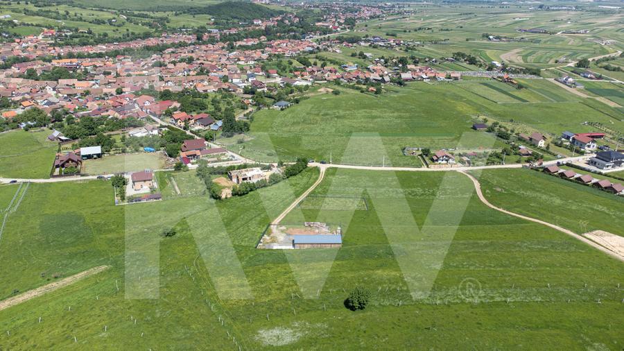 Teren cu peisaj spectaculos în Gura Râului – munte, aer curat, libertate