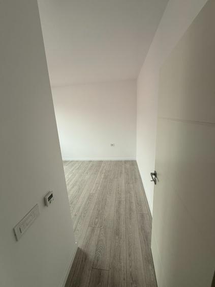 Bloc Nou. Braytim.  Aproape de Lidia. Doua bai. Finalizat.