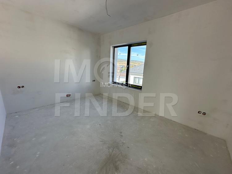 Casă tip duplex cu 4 camere în Iris, Cluj-Napoca, aproape de facilități
