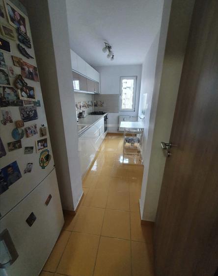 3 camere, 5/9, bloc 1979, 69mp-Drumul Taberei-Afi Cotroceni