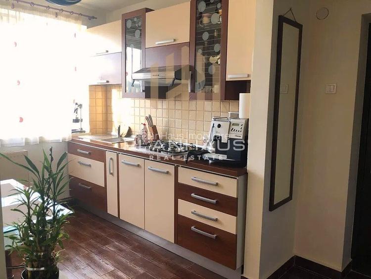 Apartament 2 camere – Ultracentral, complet renovat și mobilat - 3