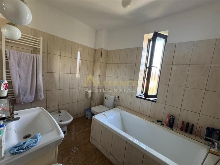 Casa 7 camere || Teren 400MP || Panouri 27KW || 285 MP Utili