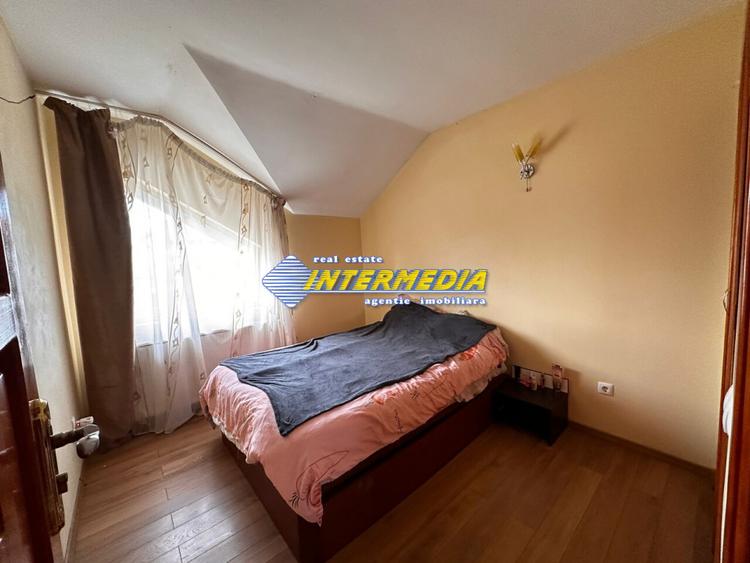 Casa in Centru finisata, mobilata, utilata complet