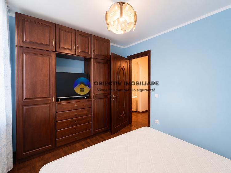 Apartament 3 camere/2 balcoane /cu priveliste CENTRU .