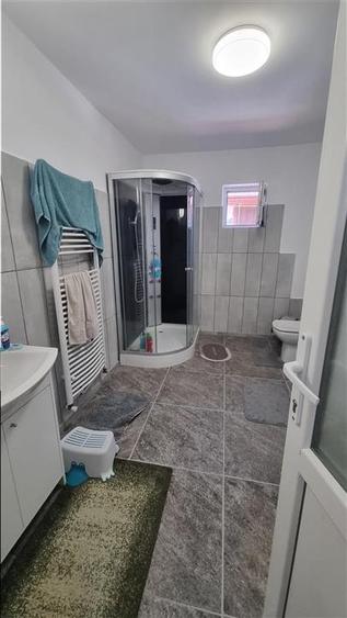 Casa de 5 camere zonaTurches  Sacele