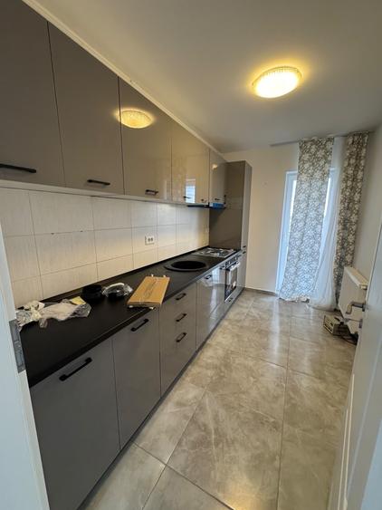 Apartament 3 camere-Metrou Constantin Brâncoveanu