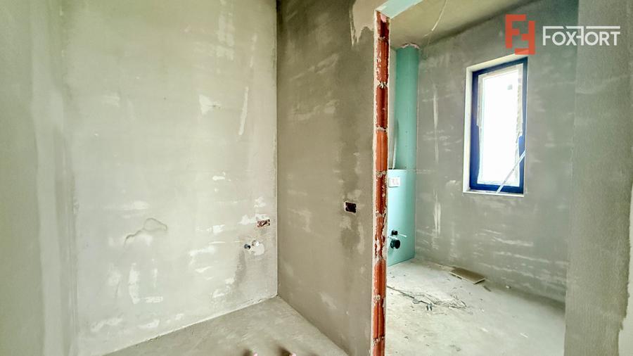 Apartament de vanzare, 3 camere + terasa de 15,62 mp, Drumul Boilor