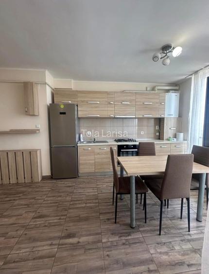 Închide apt central, bloc nou - 9