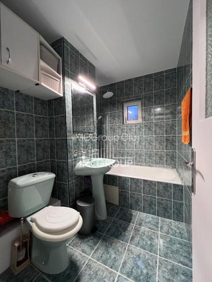 Apartament cu 3 camere, decomandat, balcon la Parter inalt, langa Piata Zorilor - 12