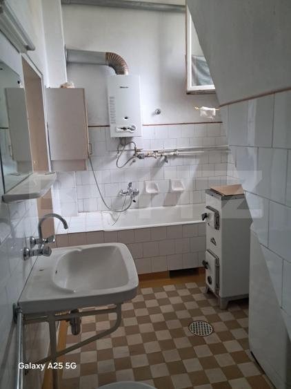 Casa renovabila, 3 camere in zona Centrala