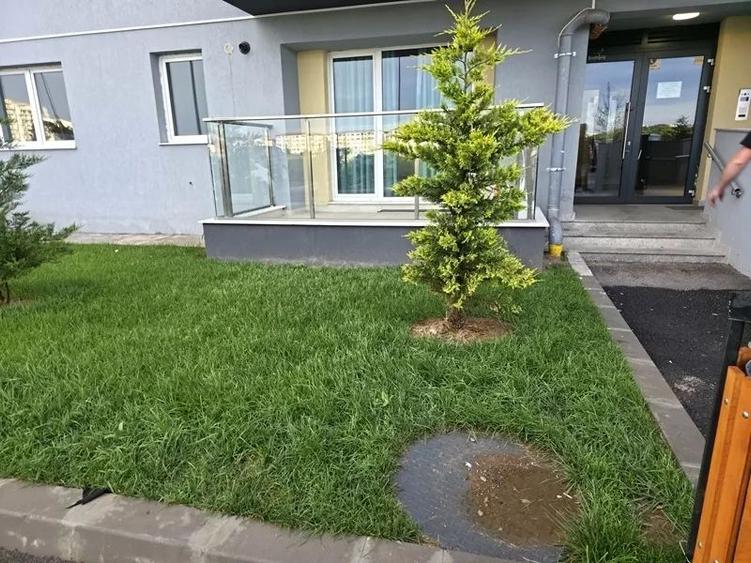 Apartament nemobilat, zona Prelungire Ghencea + 2 locuri de parcare