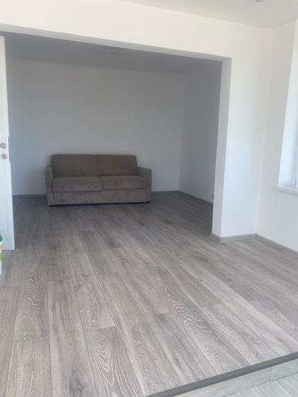 Apartament 2 camere decomandat, zona FALEZA NORD