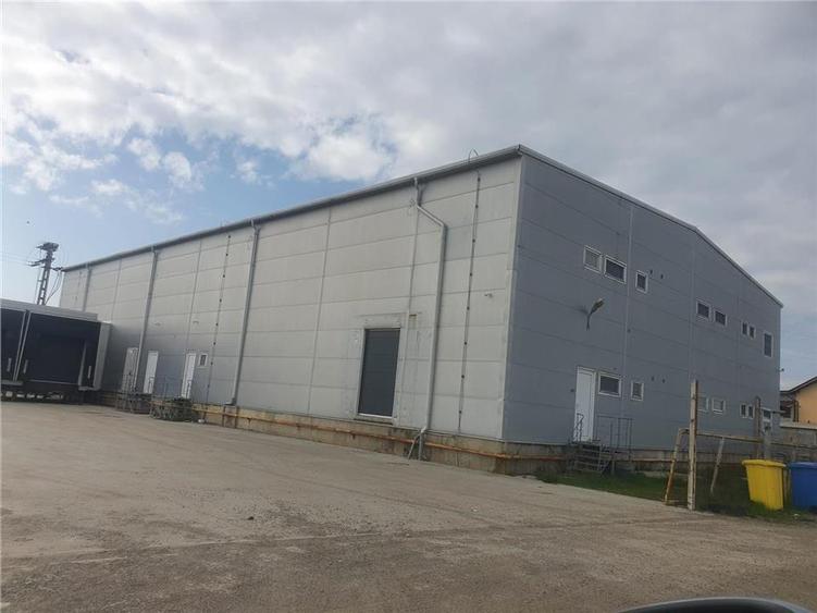 Hală Frigorifică 1000mp cu spațiu birouri 200mp in Zona Industria
