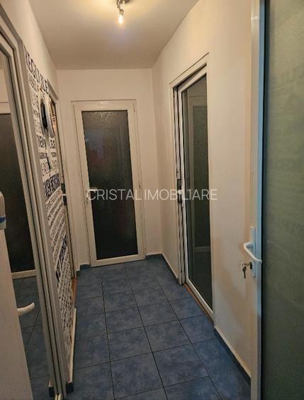 Apartament 3 camere, Bld. Obregia. Etaj 1. Loc parcare. - 11