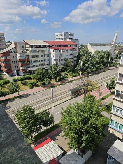 Apartament 1 cameră decomandat | Nicolina – Belvedere | Etaj 6/8 | Renovat