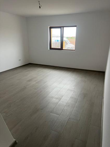 Vand jumatate duplex in Dumbravita,224.000 euro
