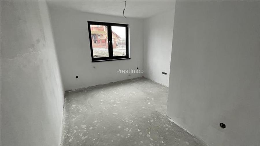 Apartament cu 3 camere la stadiul semifinisat cu loc de parcare inclus, in Crist - 16